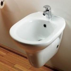 Aveiro wall hung bidet